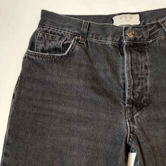 WE THE FREE Black Distressed Cropped Jean Straight Mid Rise Boho Grunge Soft 28 - Picture 8 of 15